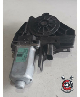 Motor Vidro Traseiro Esquerdo Fiat Freemont 2011 Motor Vidro Traseiro Esquerdo Fiat Freemont 2011