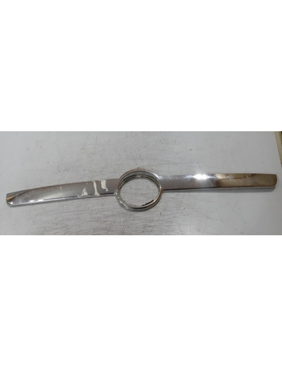 Friso Grade Dianteira Tucson 2004 - 2008 / Detalhe Prateado Cromado
