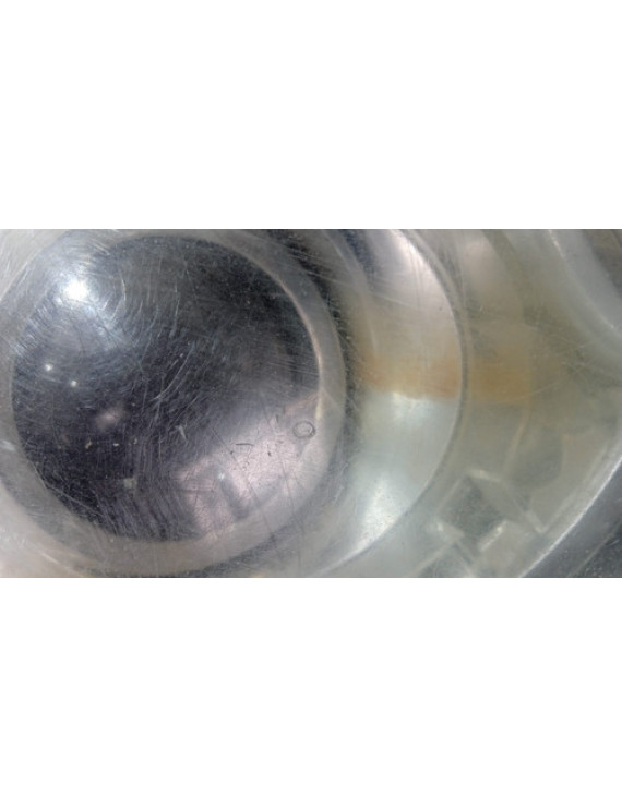 Farol Direito Pajero Full 2007 - 2015 / Avaria Direito/passageiro