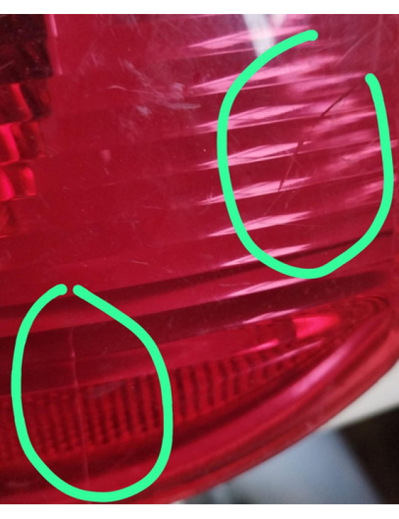 Lanterna Direita Peugeot 307 Hatch 2002 - 2006 Detalhes Direito/passageiro Vermelho