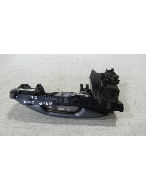 Maçaneta Externa Dianteira Esquerda Mercedes E300 2020  Dianteira