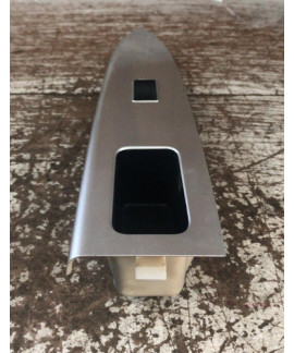 Moldura Botão Vidro Traseiro Direito Lifan Xc60 2011 Moldura Botão Vidro Traseiro Direito Lifan Xc60 2011