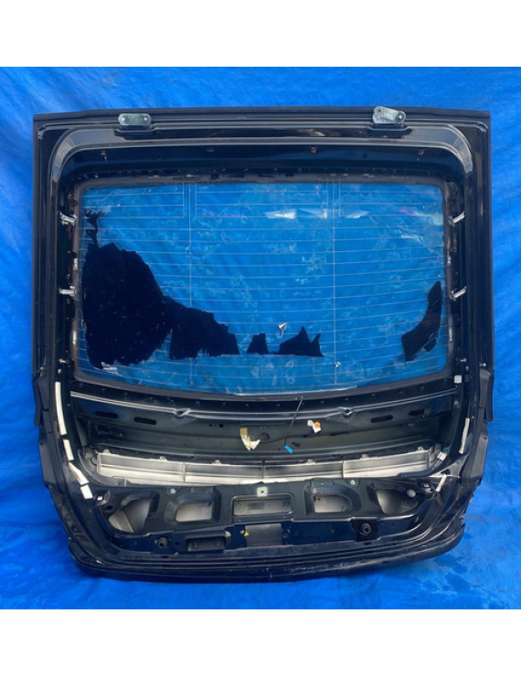 Tampa Traseira Mercedes Clc200 2008 A 2011 / Detalhe Preto