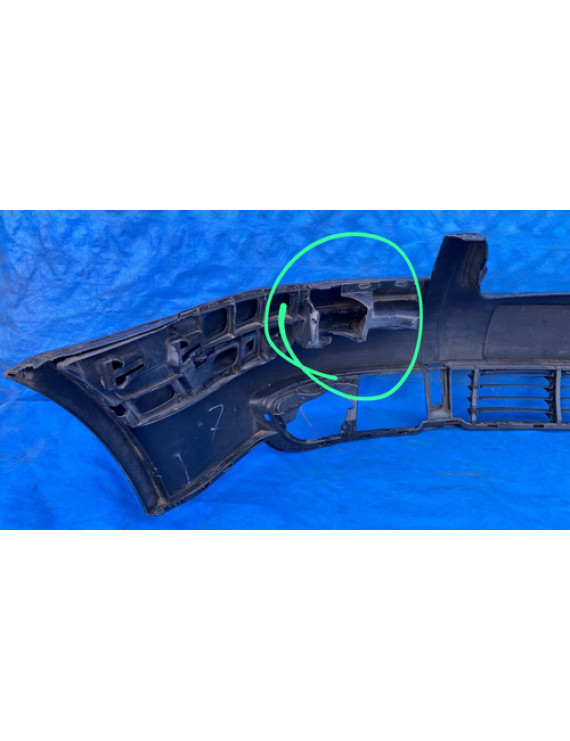 Parachoque Dianteiro Passat 2001 2002 2003 / Detalhe Preto