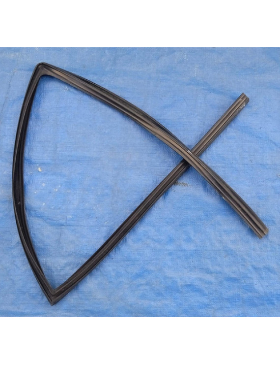 Borracha Vidro Traseira Esquerda Freelander 2 2008 - 2014 Preto