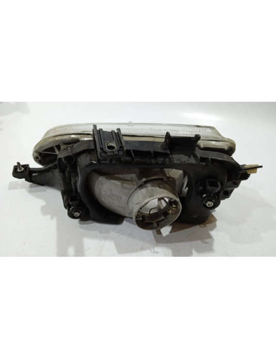 Farol Direito Honda Civic 1992 - 1995 / Detalhe Direito