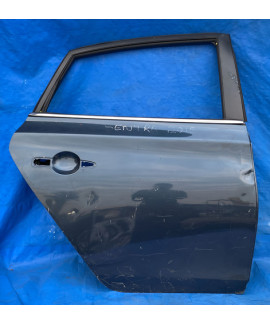 Porta Traseira Direita Sentra 2014 2015 2016 / Detalhe Traseira Direita Preto