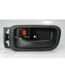 Maçaneta Dianteira Esquerda Toyota Rav4 2000 - 2005 Preto Dianteira Maçaneta Dianteira Esquerda Toyota Rav4 2000 - 2005 Preto Dianteira