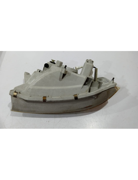 Farol Direito Suzuki Swift 1998 / Compare Direito
