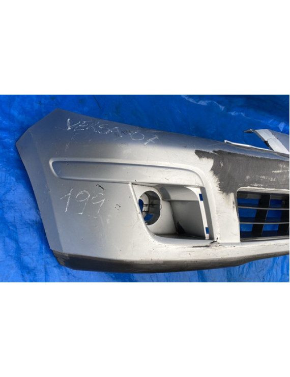 Parachoque Dianteiro Nissan Tiida 2008 A 2011 / Avaria Prateado
