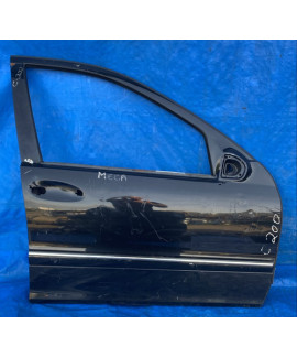 Porta Dianteira Direita C180 C200 C230 2001 A 2007 Dianteira Direita Preto