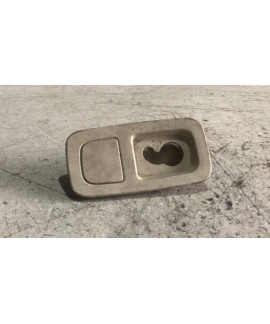Suporte Cobertura Teto Traseiro Esq. Xc60 2012 / 30715566 Suporte Cobertura Teto Traseiro Esq. Xc60 2012 / 30715566