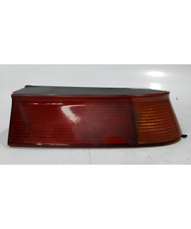 Lanterna Direita Alfa Romeo 164 1987 - 1997 Direito/passageiro Vermelho Lanterna Direita Alfa Romeo 164 1987 - 1997 Direito/passageiro Vermelho
