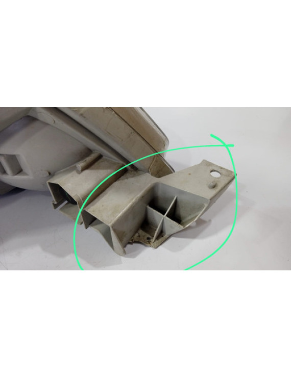 Farol Esquerdo Hilux Sw4 2004 - 2008 Detalhe Esquerdo/motorista