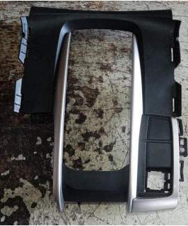 Acabamento Trambulador Honda Civic 2.0 2019 Acabamento Trambulador Honda Civic 2.0 2019