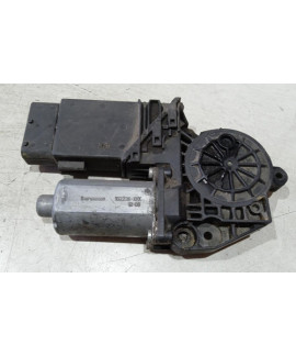 Motor Vidro Dianteiro Direito Audi A4 2007 102236-xxx Motor Vidro Dianteiro Direito Audi A4 2007 102236-xxx