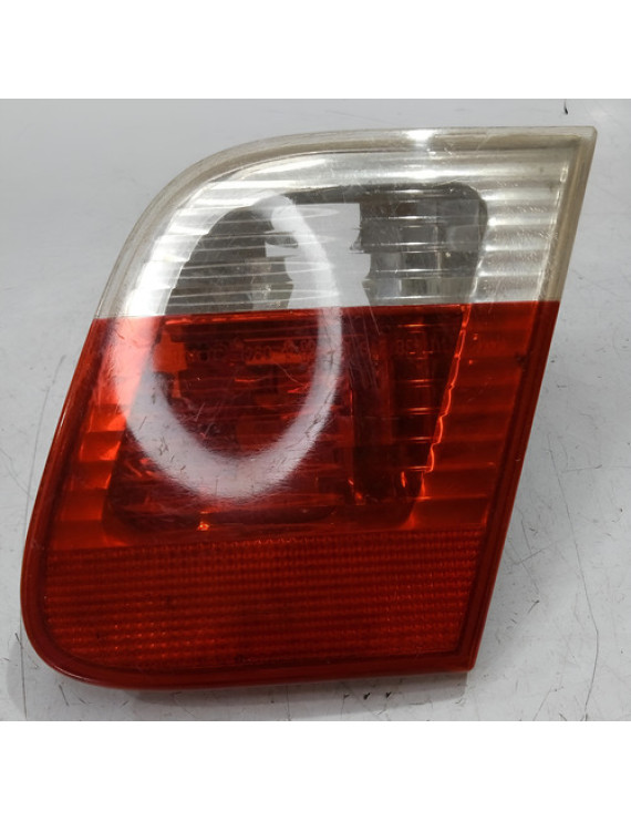 Lanterna Direita Tampa Traseira Bmw 320 323 2003 2004 Direito/passageiro Vermelho