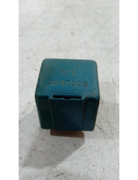 Relé 12v Peugeot 106 1991 - 2003 / 2047029 