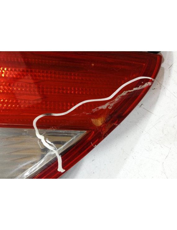 Lanterna Direita Mercedes Clc 200 2009 Detalhe Direito/passageiro Vermelho