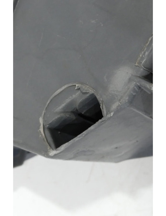 Farol Esquerdo Fiat Strada 2001 2002 2003 2004 / Detalhe Esquerdo