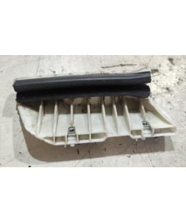 Guia Vidro Dianteira Direita Citroen C3 2015 - 2018 Preto
