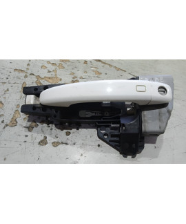 Maçaneta Externa Dianteira Esquerda Audi A4 2009 - 2012 Branco Maçaneta Externa Dianteira Esquerda Audi A4 2009 - 2012 Branco