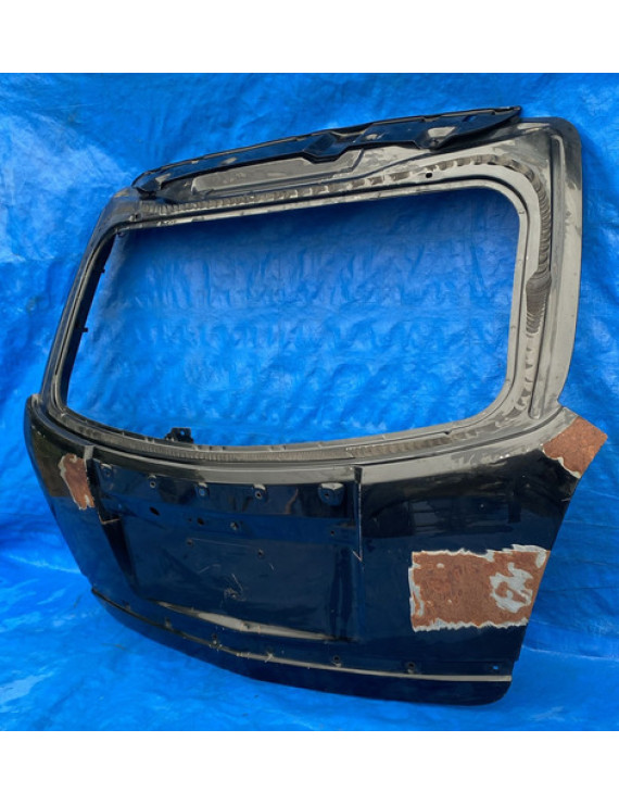 Tampa Traseira Chevrolet Captiva 2008 A 2015 / Detalhe Preto