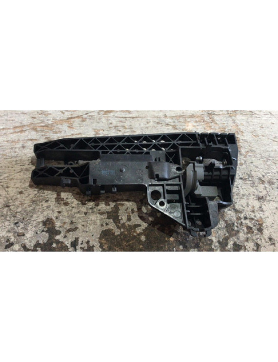 Suporte Maçaneta Dianteiro Direito Audi Q3 2015 Preto