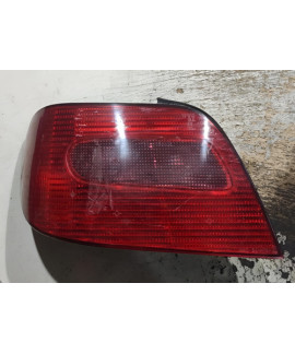 Lanterna Traseira Esquerda Xsara 1998 - 2000 Esquerdo Vermelho Lanterna Traseira Esquerda Xsara 1998 - 2000 Esquerdo Vermelho