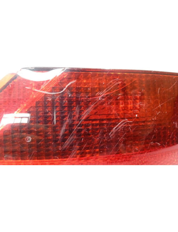 Refletor Esq Parachoque Tras Focus Hatch 2009-2013 Detalhes Vermelho