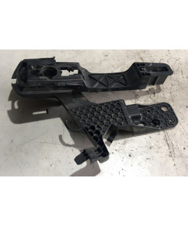 Suporte Maçaneta Traseiro Direito Ford Edge 2008 - 2014 Preto Suporte Maçaneta Traseiro Direito Ford Edge 2008 - 2014 Preto