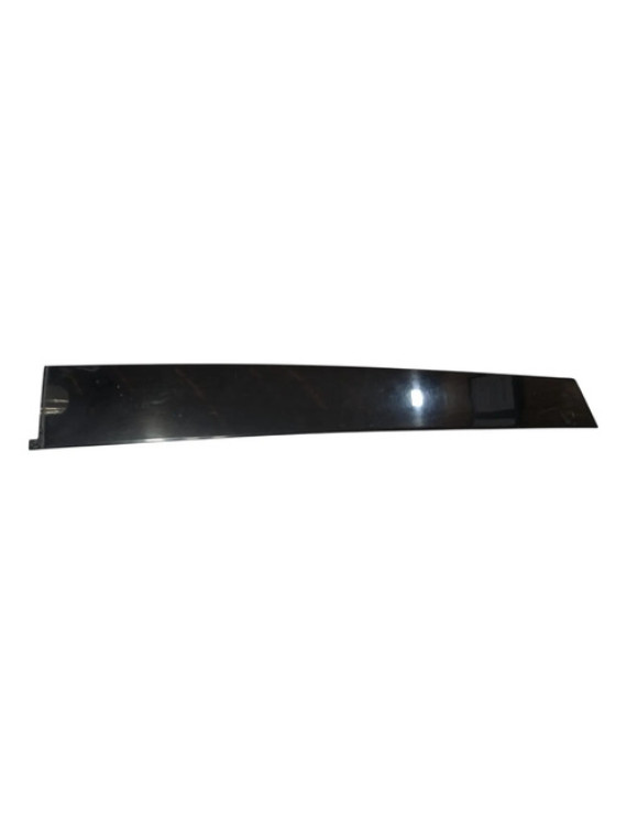 Moldura Externa Porta Dianteira Esquerda Passat 1998 Preto