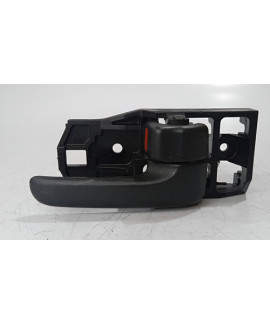 Maçaneta Puxador Dianteira Direita Toyota Rav4 2001 - 2005 Preto Dianteira