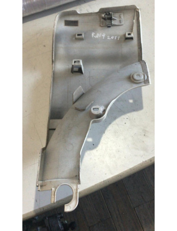 Aplique Inferior Direito Tampa Traseira Rav4 2006 - 2012 Cinza