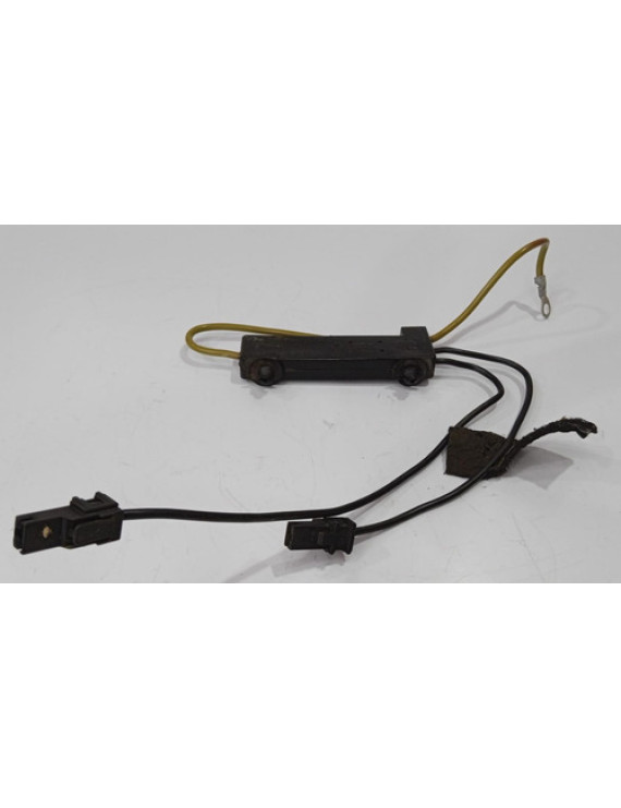 Amplificador Som Rádio Mercedes C180 2012 / A2048708390 Preto