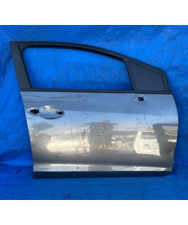 Porta Dianteira Direita Honda Civic 2012 A 2016 / Detalhe Dianteira Direita Cinza