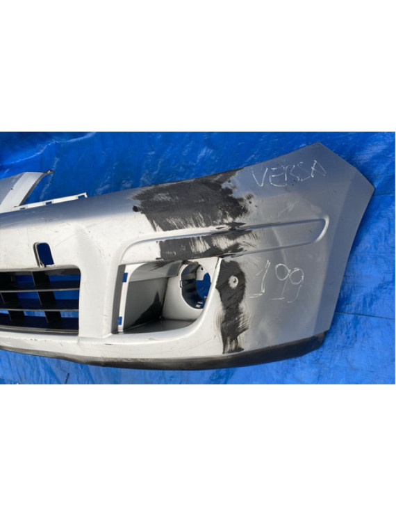 Parachoque Dianteiro Nissan Tiida 2008 A 2011 / Avaria Prateado