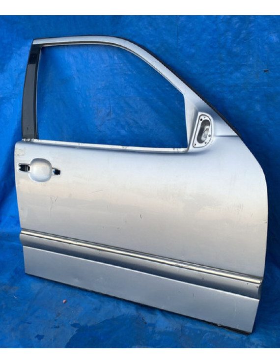 Porta Dianteira Direita C180 2004 2005 2006 Dianteira Direita Branco
