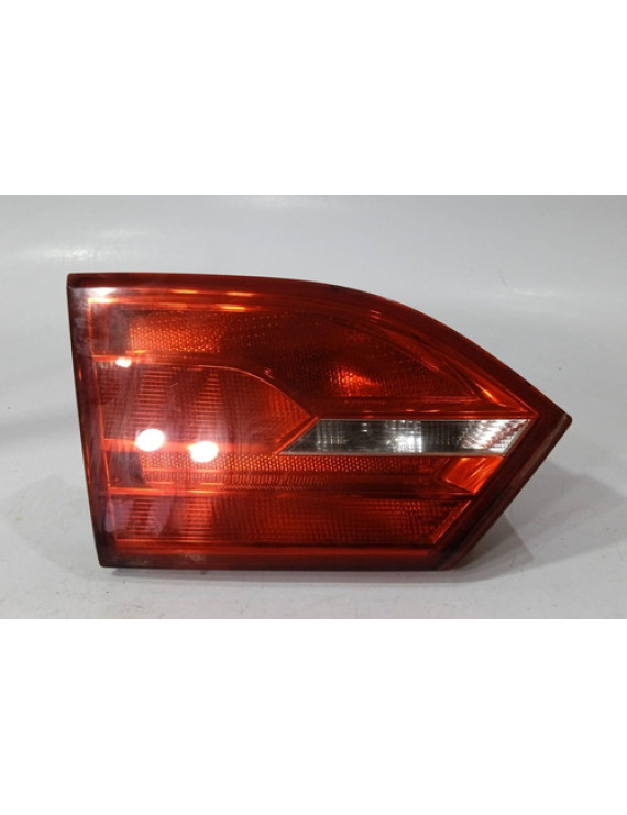 Lanterna Esquerda Tampa Jetta 2011 2012 2013 2014 Esquerdo/motorista Vermelho