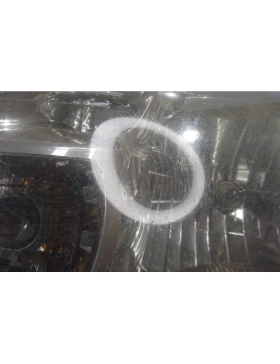 Farol Esquerdo Toyota Etios 2013 2014 2015 2016 Avaria Esquerdo