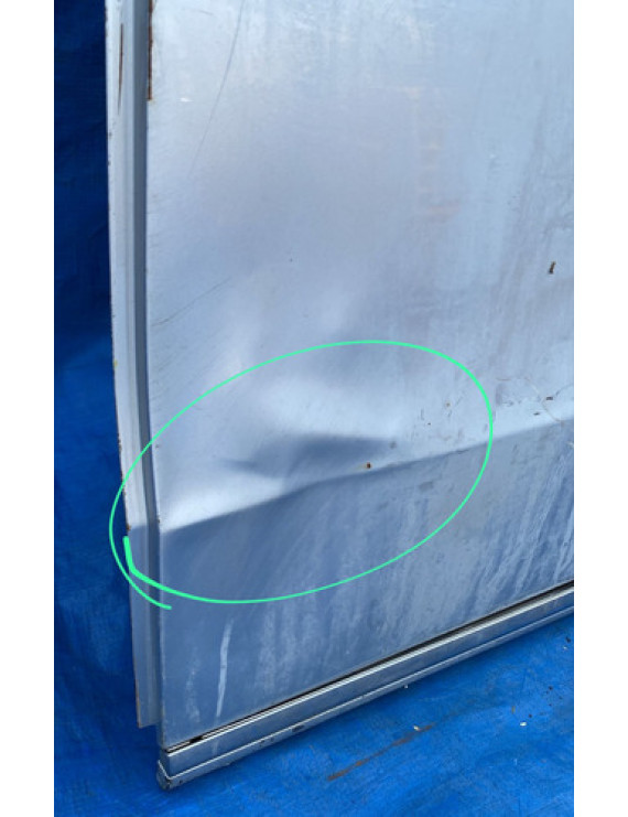 Porta Traseira Esquerda Passat Variant 2011 A 2015 / Detalhe Traseira Esquerdo Prateado