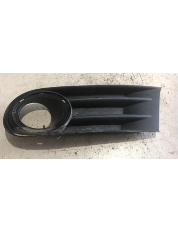 Moldura Farol De Milha Esquerdo Vw Gol G5 2009 / Detalhe Preto Esquerdo
