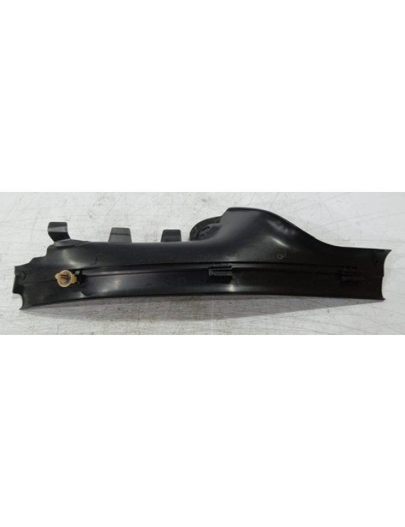 Acabamento Soleira Traseira Esquerda Bmw 135 2015 Preto
