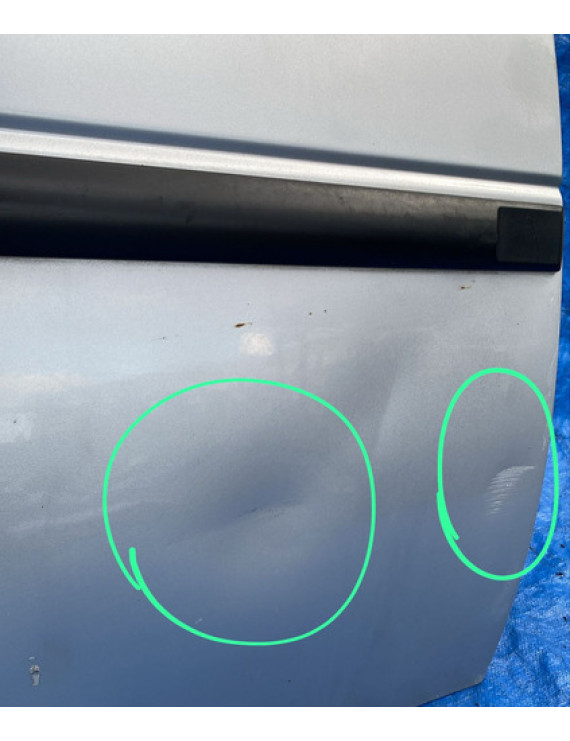 Porta Traseira Direita Freelander 1 2001 - 2006 Detalhes Traseira Direita Prateado