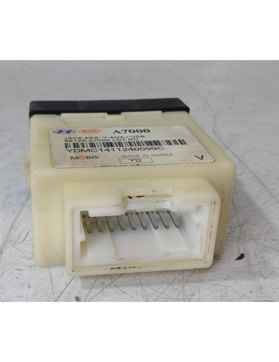 Entrada Aux Usb Auxiliar Cerato 2014 - 2019 Preto