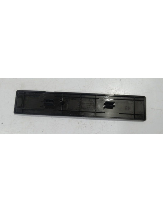 Soleira Traseira Direita Ssangyong Korando 2010 2011 Preto