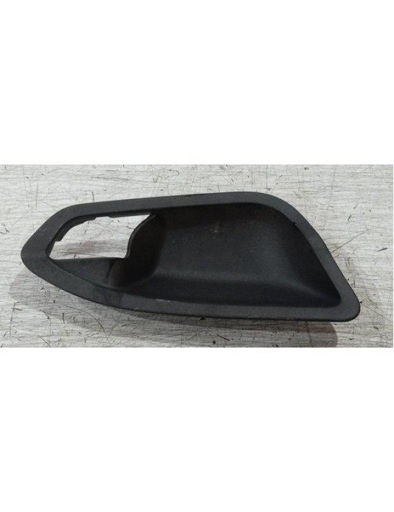 Moldura Da Maçaneta Interna Dianteira Esquerda Bmw 135i 2015 Dianteira