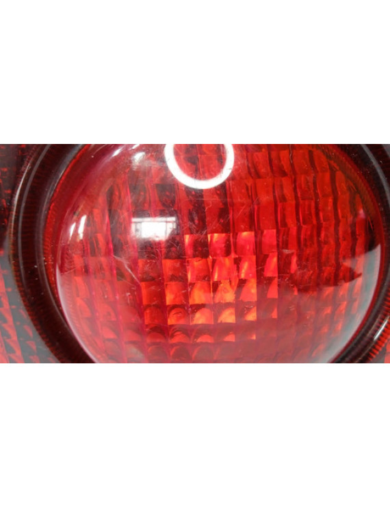 Lanterna Esquerda Freelander 1 2001 - 2006 Esquerdo/motorista Vermelho