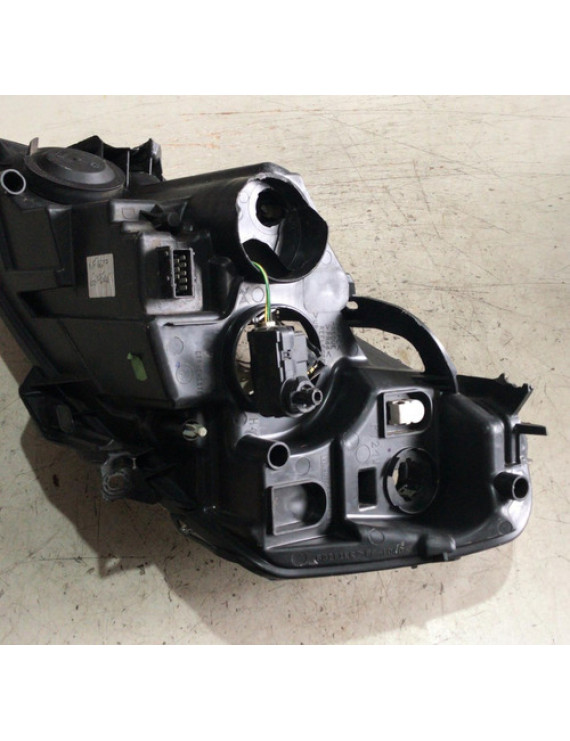 Farol Direito Citroen Jumpy 2015 Direito