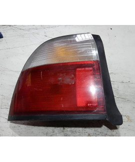 Lanterna Traseira Esquerda Honda Accord 1996 1997 Esquerdo Bicolor Lanterna Traseira Esquerda Honda Accord 1996 1997 Esquerdo Bicolor